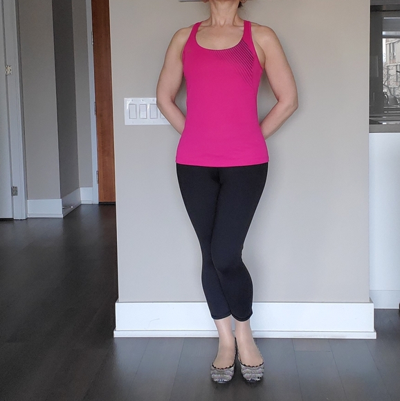 ๐ 2X HOST PICK ๐ Adidas Core Performance Athetic Tank Top - Picture 4 of 15